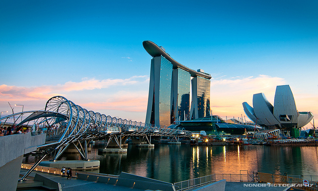 Marina Bay Sands Singapore infinity pool Skypark casino hotel