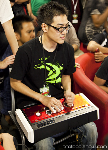 Season's Beatings V Redemption fighting game tournament Gamerbee Taiwan Super Street Fighter IV SSF4 Bruce Hsiang