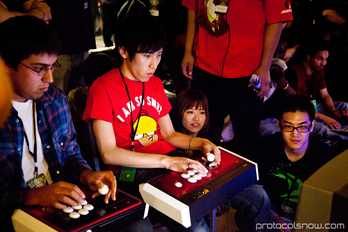 Season's Beatings V Redemption fighting game tournament Gamerbee Momochi Choco Blanka Super Street Fighter IV