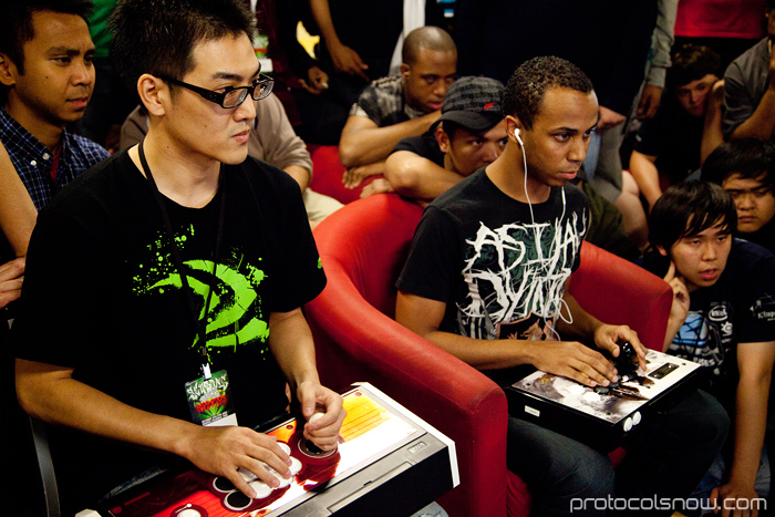 Season's Beatings V Redemption fighting game tournament Mike Ross Gamerbee Super Street Fighter IV