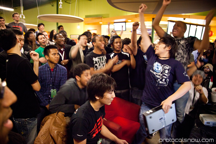 Season's Beatings V Redemption fighting game tournament Gamerbee Daigo Umehara Justin Wong Momochi Marn Arturo Sanchez Sabin Super Street Fighter IV