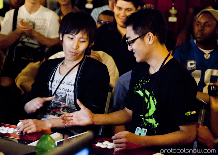 Season's Beatings V Redemption fighting game tournament Gamerbee Momochi Super Street Fighter IV