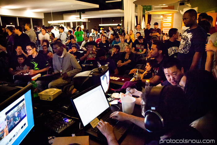 Season's Beatings V Redemption fighting game tournament Gamerbee Dieminion Super Street Fighter IV