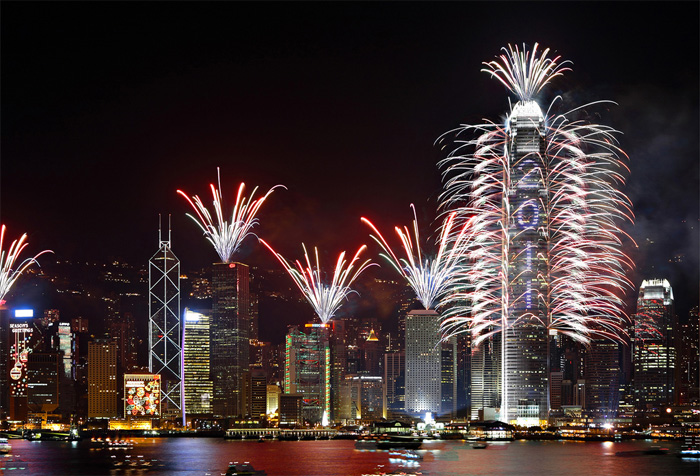 New Year's Eve NYE 2010 2011 Hong Kong Victoria Harbor harbour fireworks viewing celebration