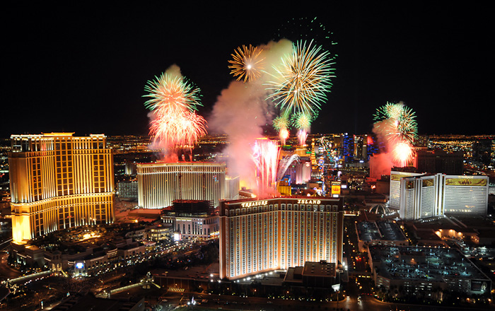 New Year's Eve NYE 2010 2011 Las Vegas Strip casinos fireworks viewing celebration