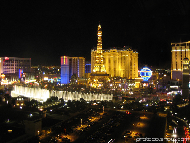 Las Vegas Bellagio fountain Paris